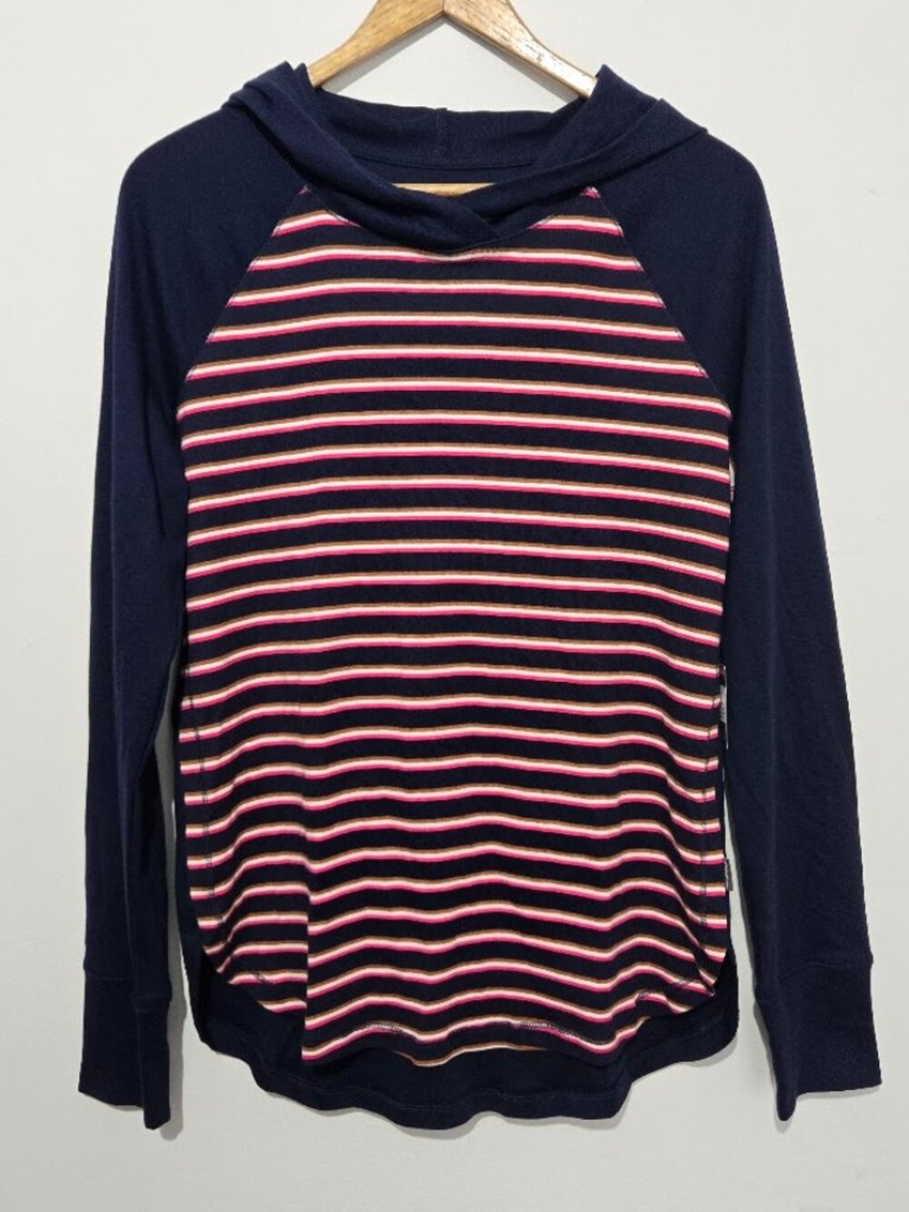 NWT Eddie Bauer Womens Striped Hooded Long Sleeve Shirt Size L Lightweight Layer